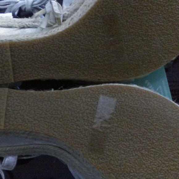 Silver Wedges - Picture 4 of 5